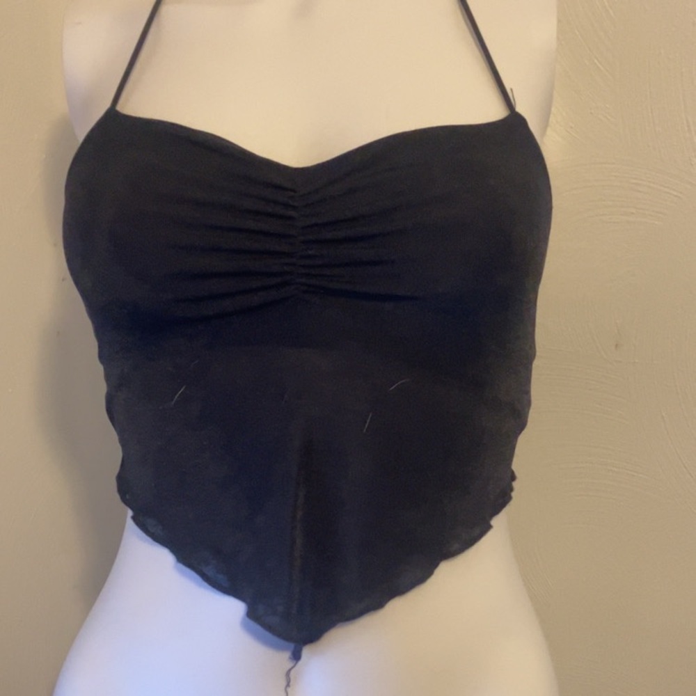 SHEIN Black Ruched Handkerchief Hem Crop Top